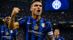Lautaro Martinez merayakan gol bersama Inter Milan.