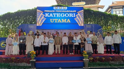 212 Siswa SMP Al Ma’soem Lulus 100 Persen, Santri Berprestasi Raih Penghargaan Tahfiz