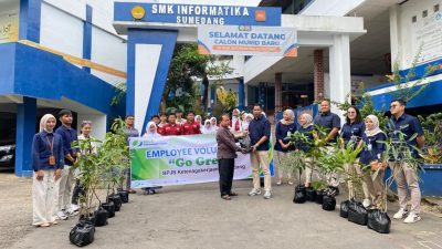 BPJS Ketenagakerjaan Sumedang Perkuat Budaya Employee Volunteering melalui Aksi Penghijauan di SMK Informatika Sumedang
