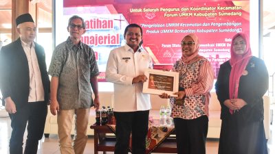 Perkuat Organisasi hingga Tingkat Kecamatan, Forum UMKM Sumedang Dilatih Manajerial Usaha