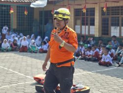 Tanamkan Budaya Sadar Bencana Sejak Dini, Siswa MI Raudlatul Muta’allimin Diedukasi Mitigasi Bencana