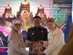 Buku Sejarah Kabupaten Sumedang Resmi Diluncurkan