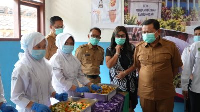 MBG Prasmanan Diuji di Sumedang, Bupati: Belum Berlaku untuk Semua Sekolah