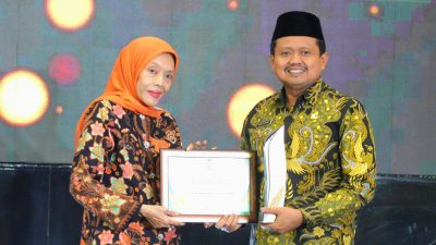 Zakat Sumedang Tembus Hampir Rp50 Miliar, Dony Ahmad Munir Raih Penghargaan Nasional